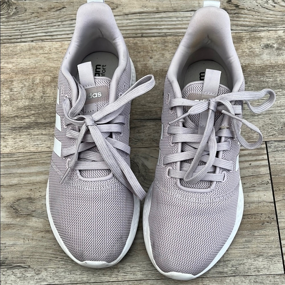 Adidas Cloudfoam sneakers size 8